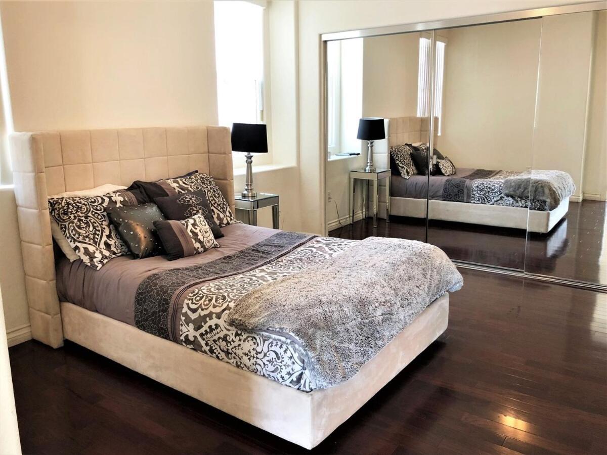 Elegant Henderson Apartment Las Vegas